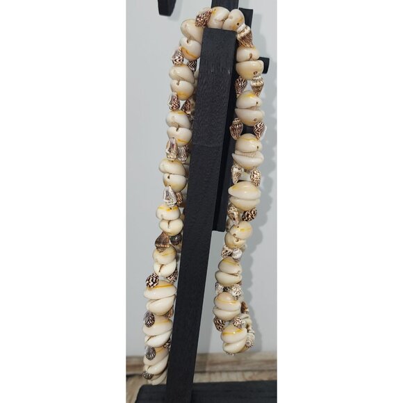 Vintage Butterscotch Cowrie & Nassa Shell Ladder Necklace Chunky 36 Inches Jewel - Picture 3 of 5